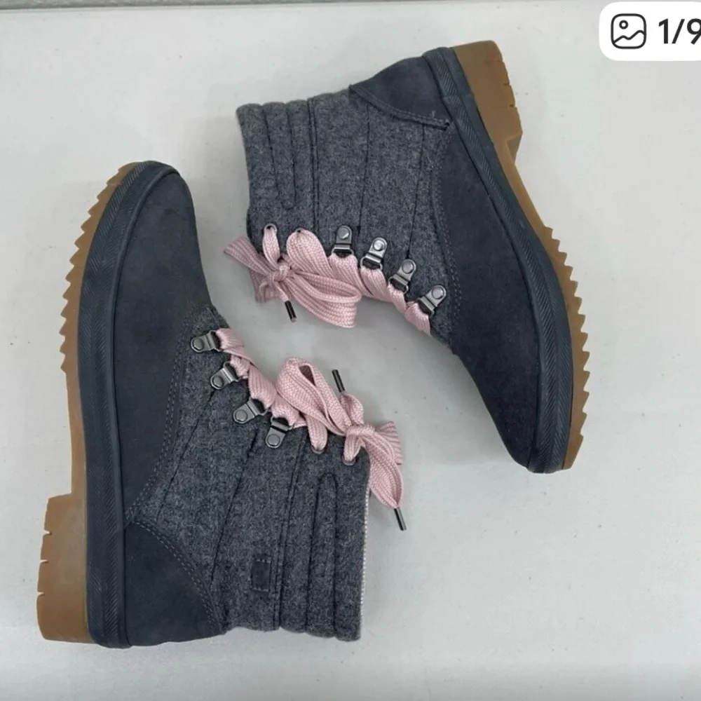 KEDS Gray Boots Pink Laces Lug Sole sz 8 Like New - Picture 3 of 8